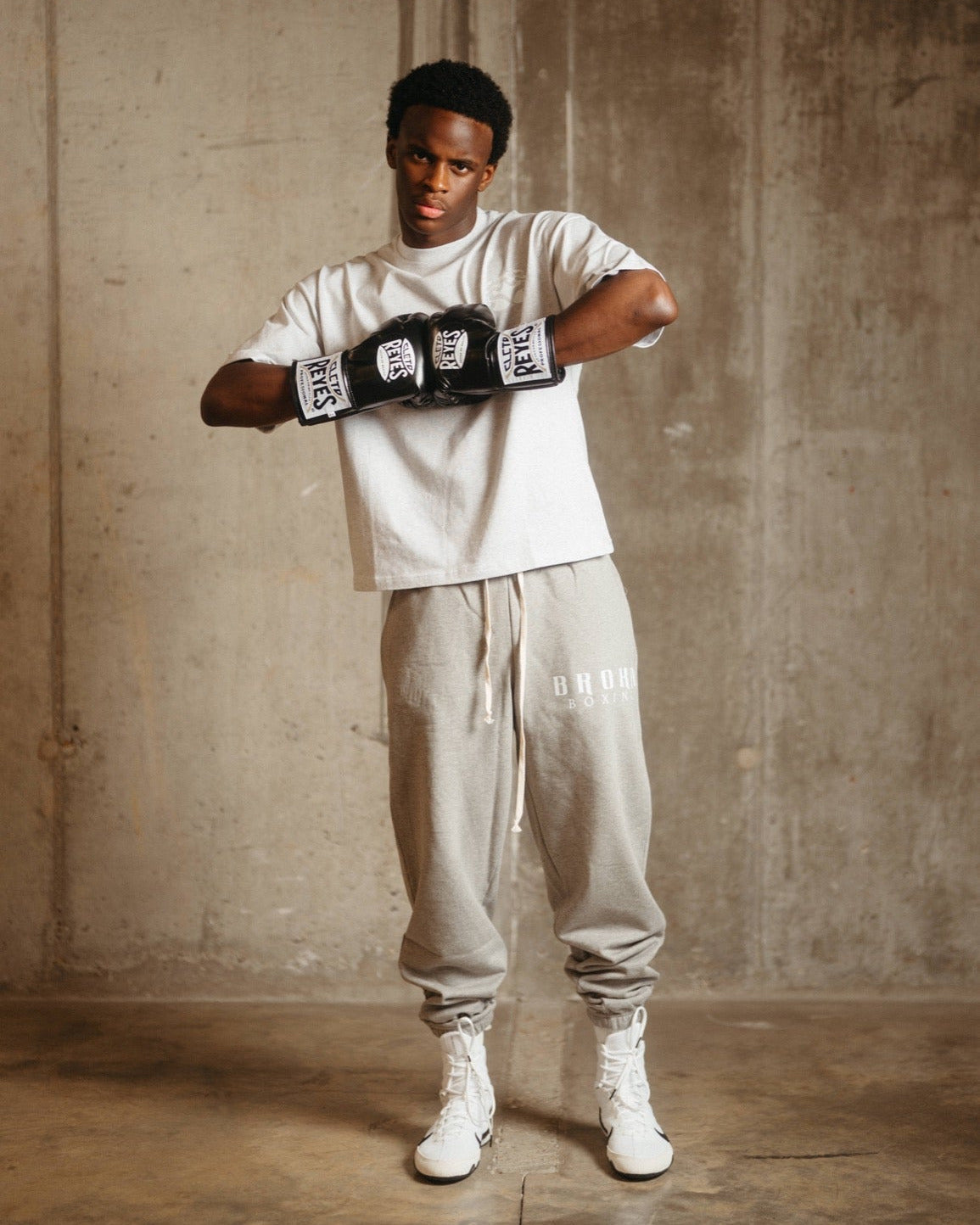 The Burgess Tee Smoke Mens